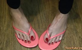 Gorgeous Toes Red-Tips In FlipFlops of Angela 