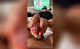 Benzzzzz - Cum to my meaty feet footjob