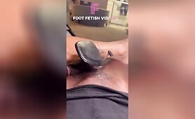 Queenjodiieetoes - Make A Mess For My sexy ebony mistress feet