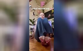 HarmonyXjade toe play closeup